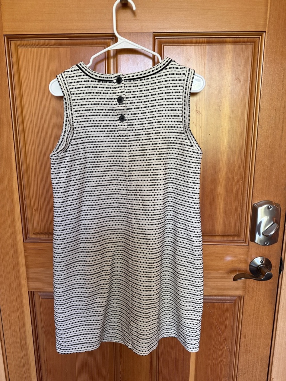 LOFT Black and White Textured Shift Dress - Picture 3 of 3